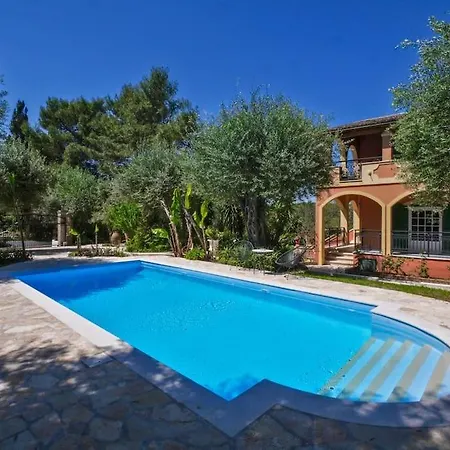 Villa Pagali