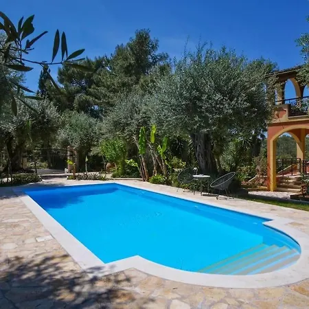 Villa Pagali